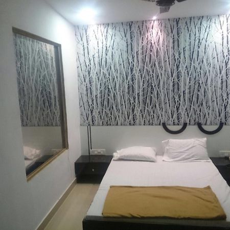 Prince International Navi Mumbai Exterior photo