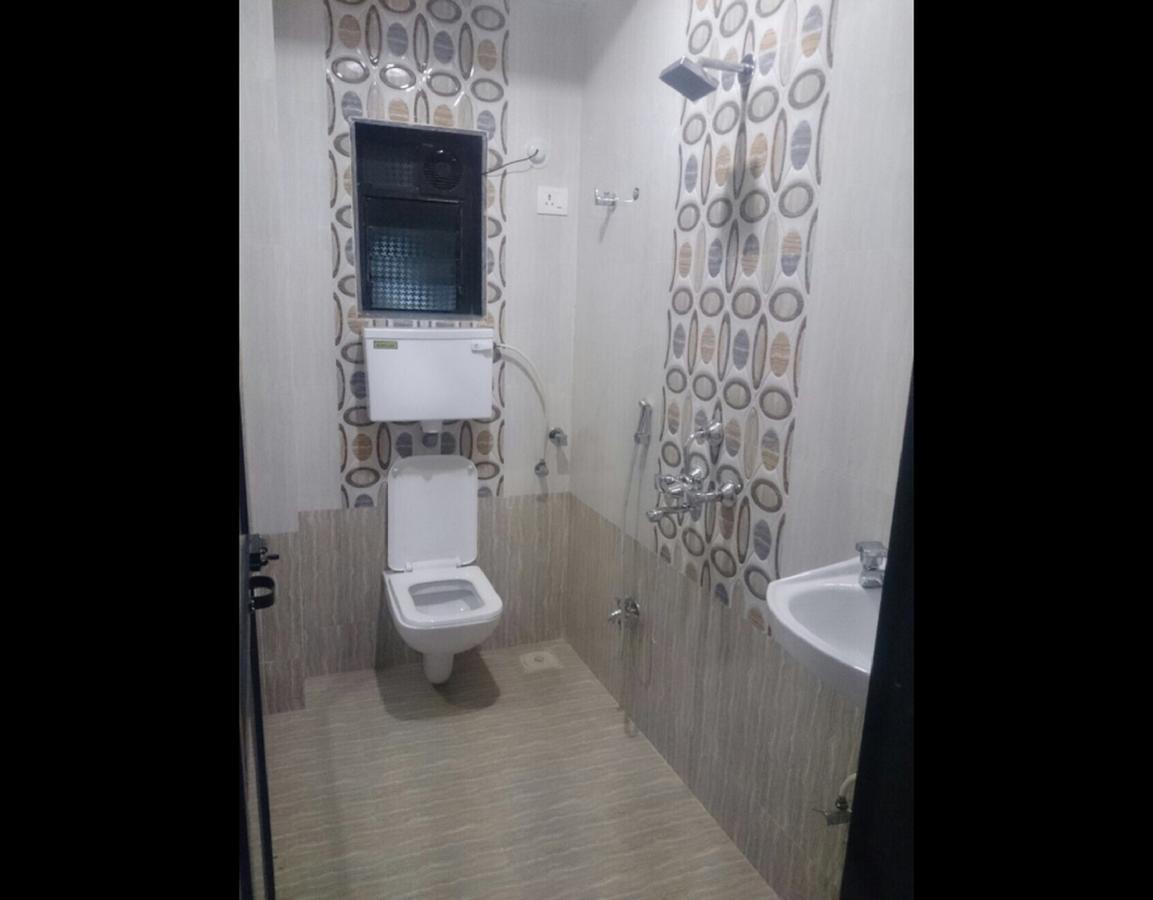 Prince International Navi Mumbai Exterior photo